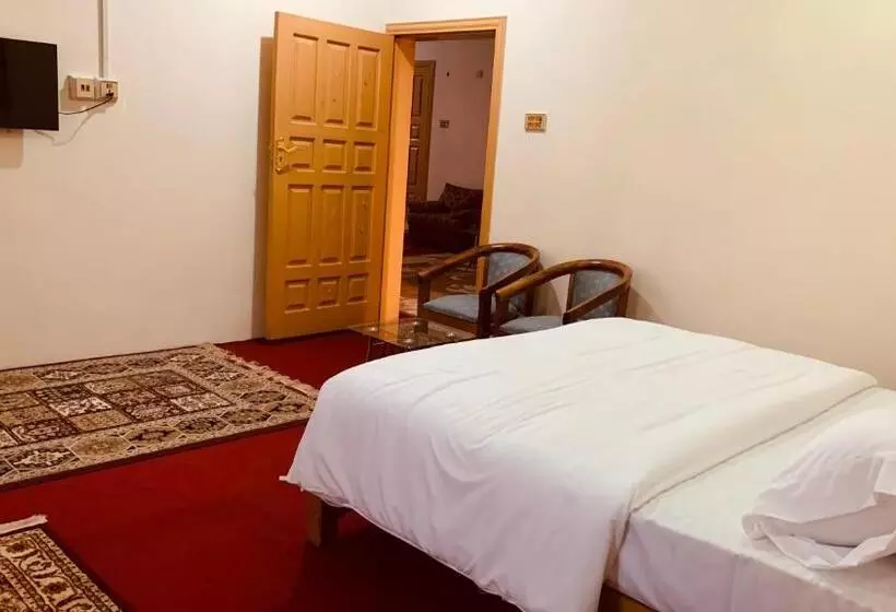 تختخواب و صبحانه Bottleneck Lodges