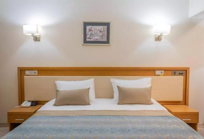 Aamiaismajoitus (B&B) Patalya Lakeside Resort