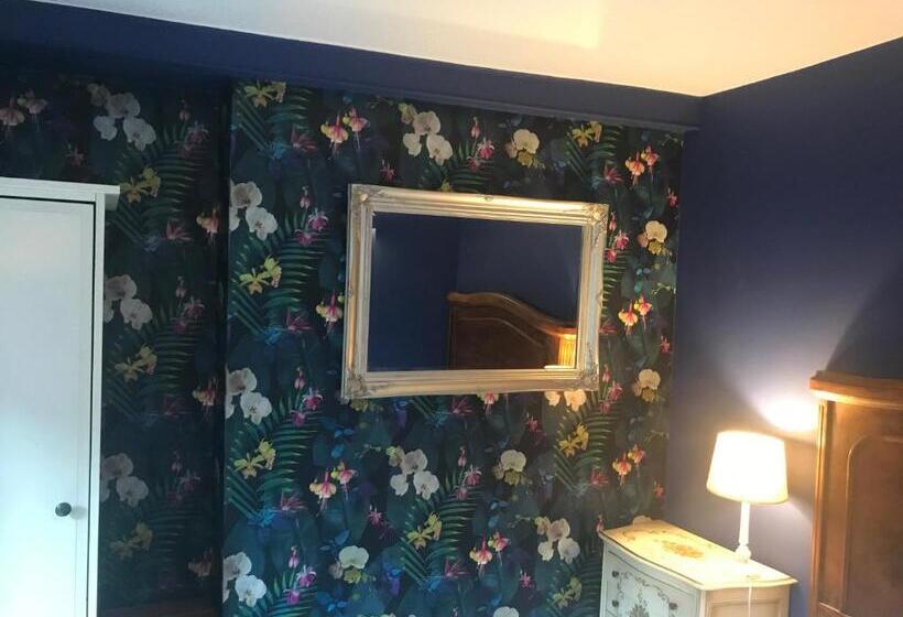 צימר Quiet Lower Floor 2 Bed City Apartment With Private Patio Garden