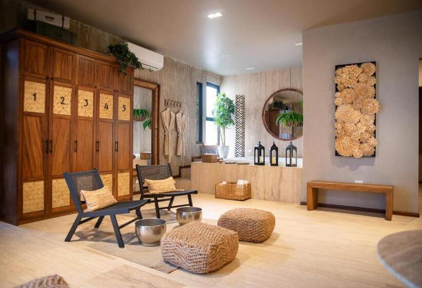 Отель Andana Winery & Spa