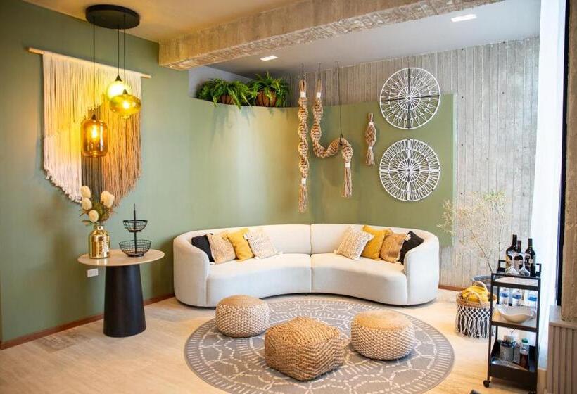 Отель Andana Winery & Spa