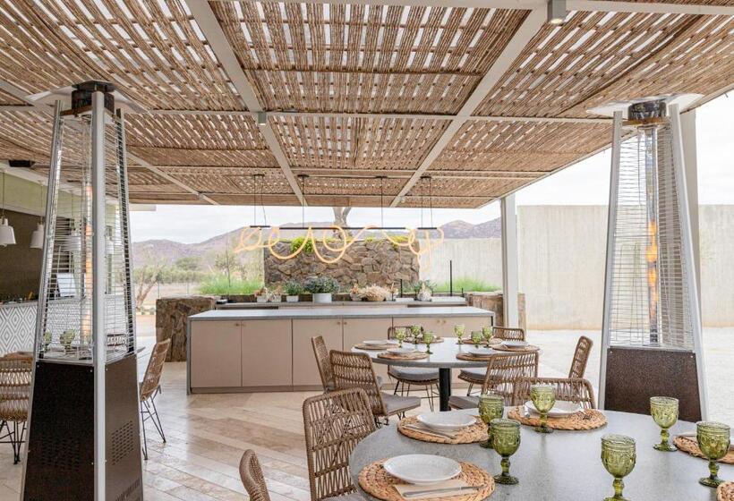 Отель Andana Winery & Spa