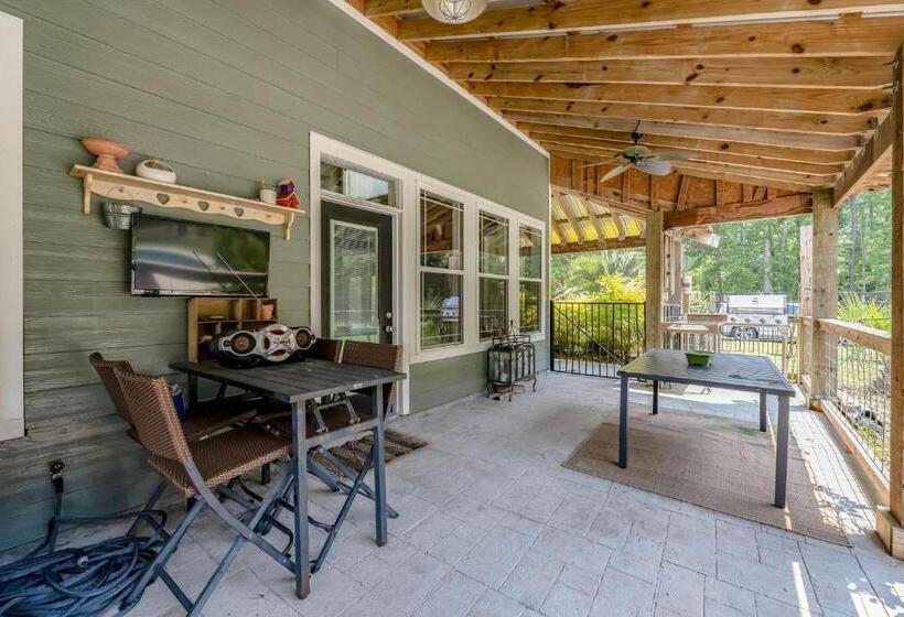 בית מלון כפרי Country Solitude Close To The Beach Farmhouse