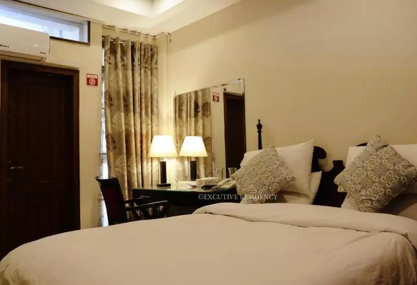 هتل Executive Residency