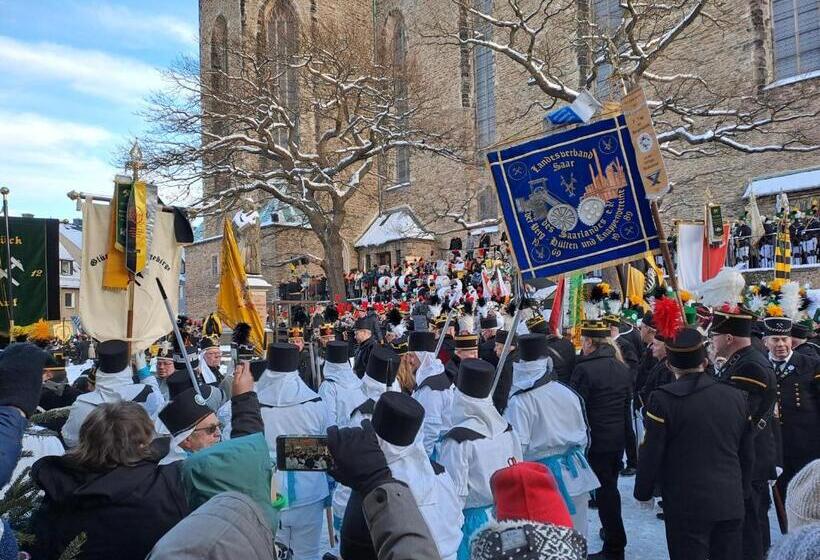 ホテル Gaststätte & Pension Zum Türmer