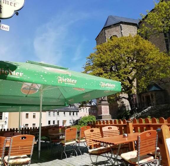 ホテル Gaststätte & Pension Zum Türmer