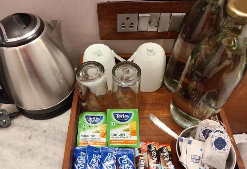 Majatalo Meeram Ganga, A Heritage Stay By The Ganges At Triveni Ghat