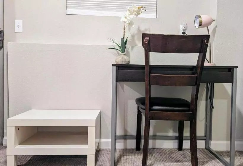 ペンション Private Guest Suite In West Bellevue Home