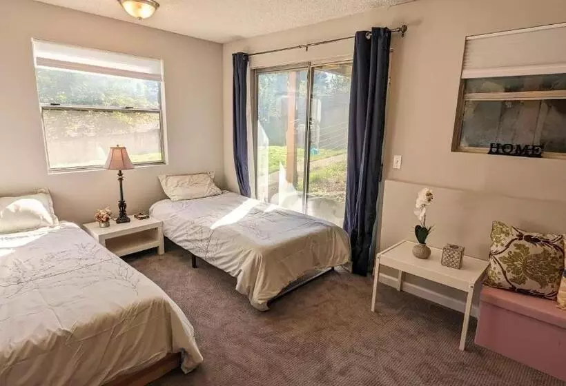 ペンション Private Guest Suite In West Bellevue Home