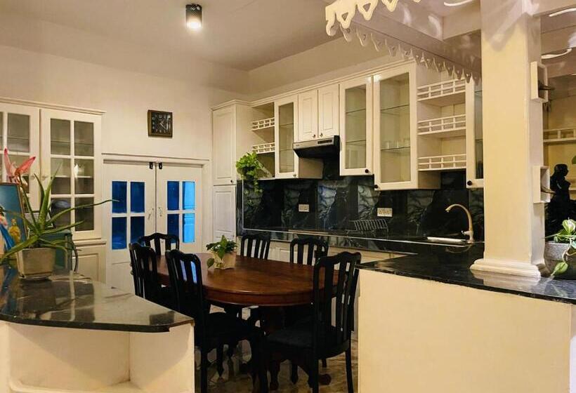 펜션 Winston Dutch Canal Villa Guest House