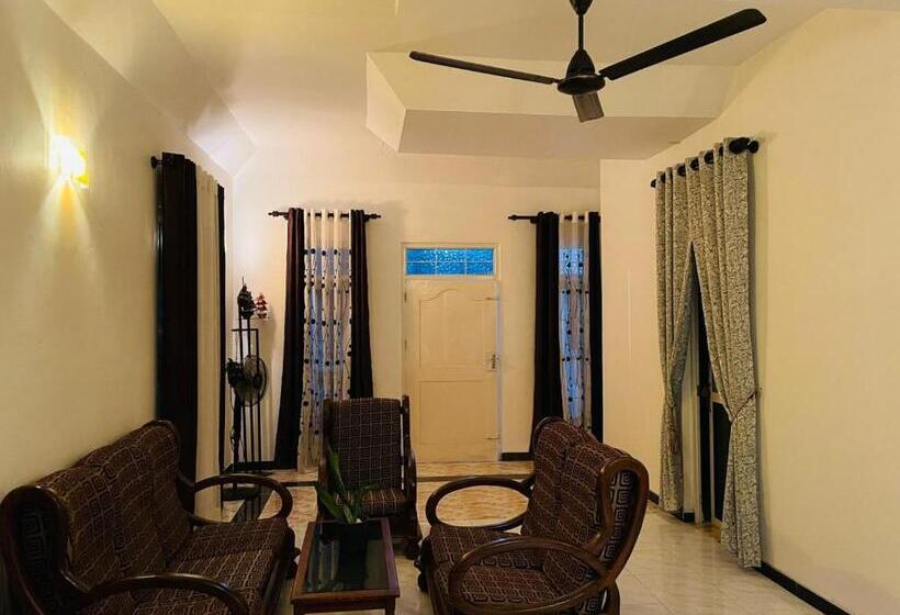 펜션 Winston Dutch Canal Villa Guest House