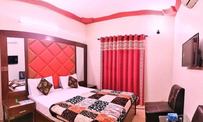 בית מלון כפרי Subhan Palace Guest House