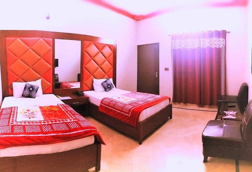 בית מלון כפרי Subhan Palace Guest House