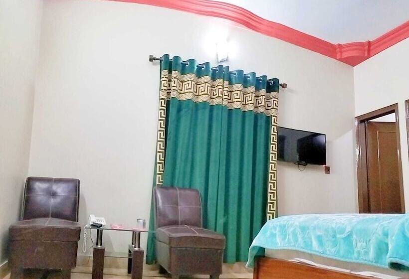 בית מלון כפרי Subhan Palace Guest House