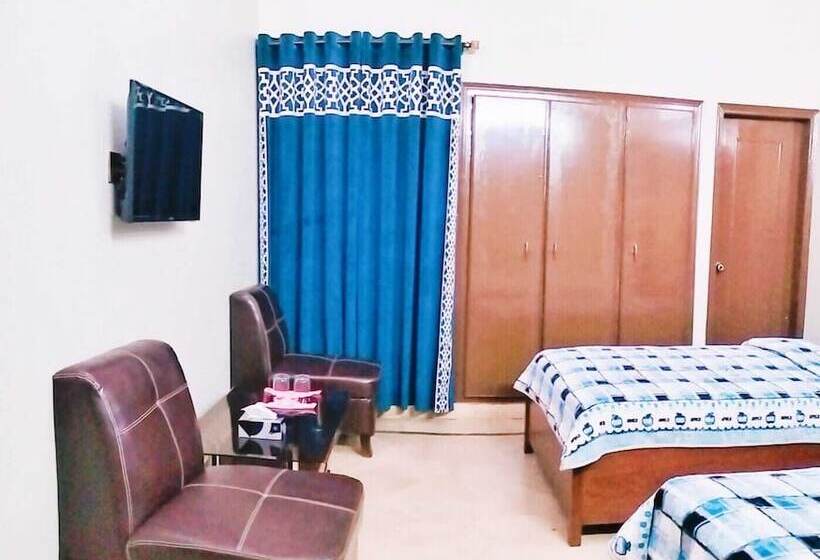 בית מלון כפרי Subhan Palace Guest House