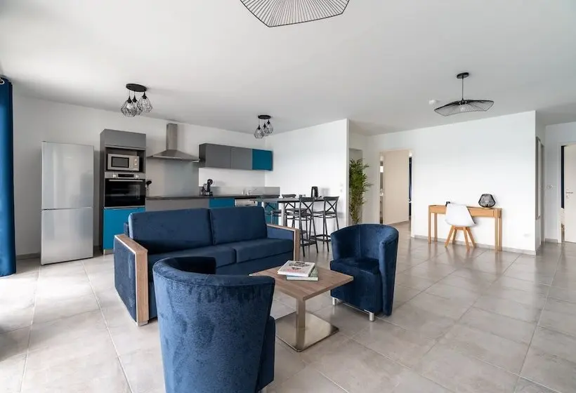 B&b Home Fort De France Marina