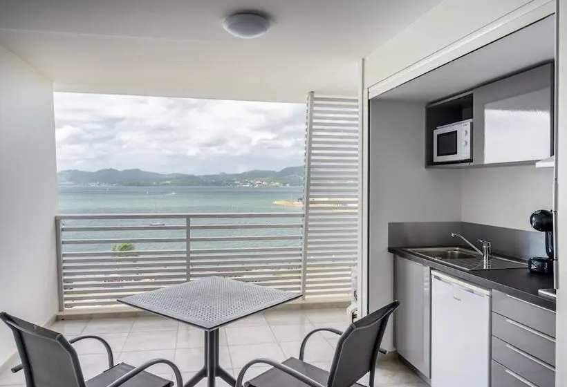 B&b Home Fort De France Marina