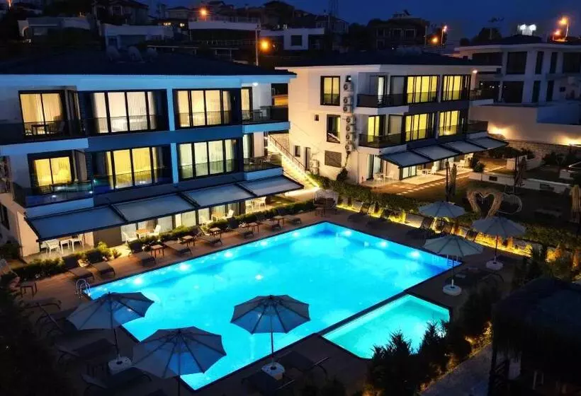 تختخواب و صبحانه No 48 Alaçatı