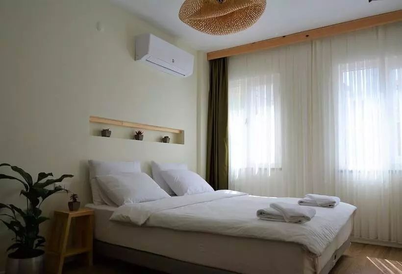 Aamiaismajoitus (B&B) Gaja Ayvalık