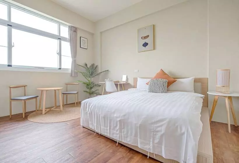 تختخواب و صبحانه Taitung Yu Krung Smart Stay