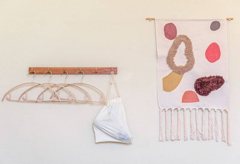 تختخواب و صبحانه H& 嶼光風格旅店 L 彩虹石榴 L 囍福園閤