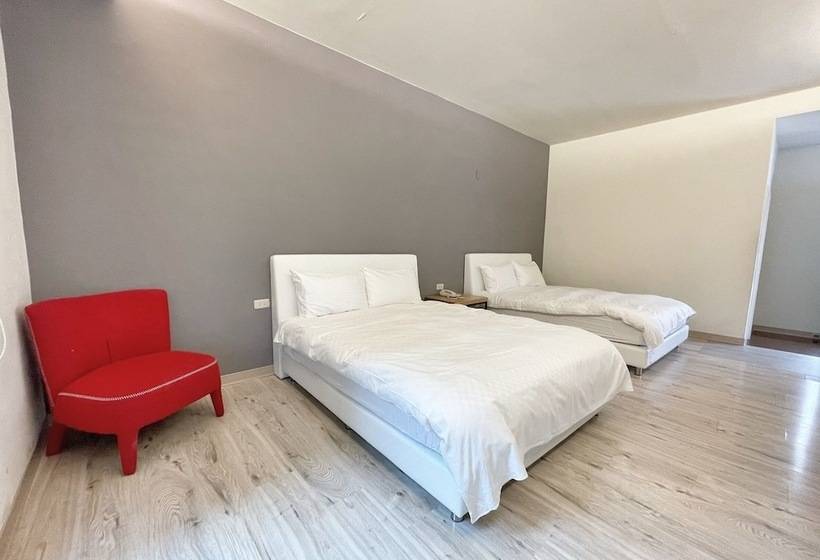 تختخواب و صبحانه Kenting Grandmas