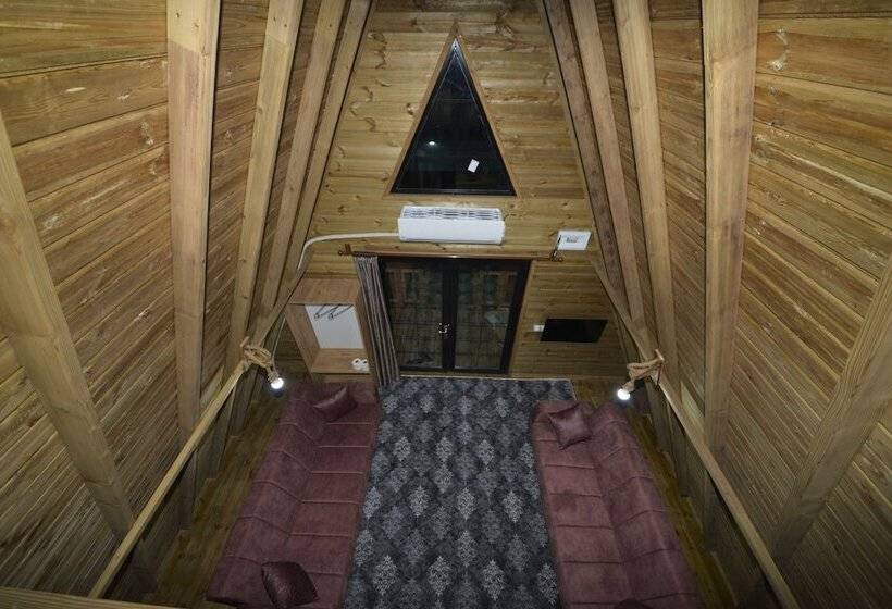 تختخواب و صبحانه Noel Bungalov Cafe