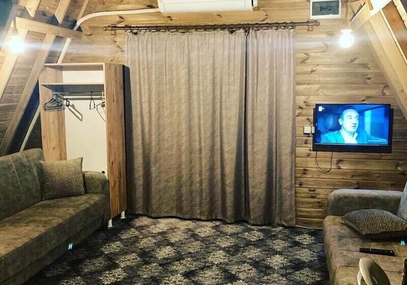 تختخواب و صبحانه Noel Bungalov Cafe