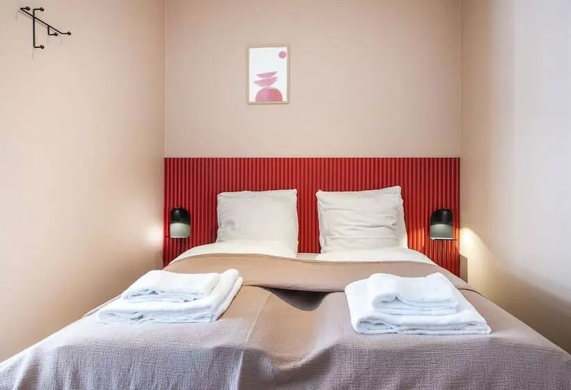 The Lakes Apartments By Daniel&jacob S