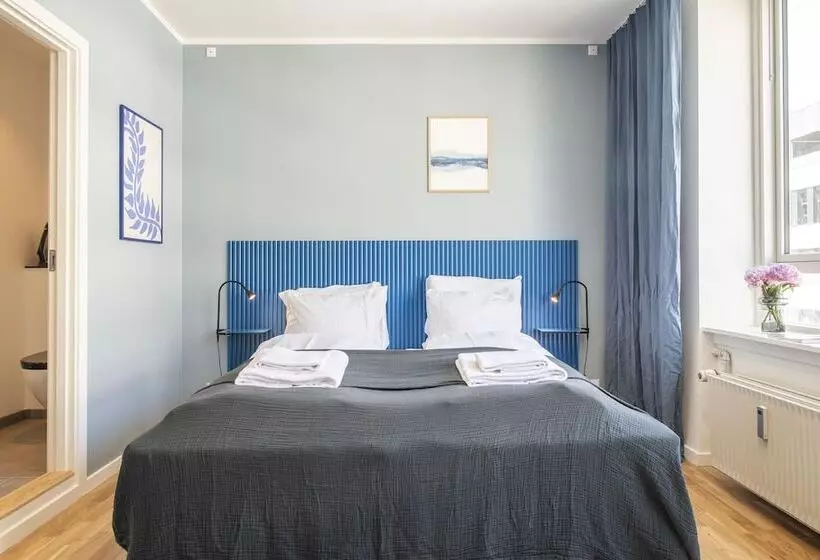 The Lakes Apartments By Daniel&jacob S