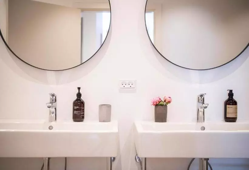 The Lakes Apartments By Daniel&jacob S