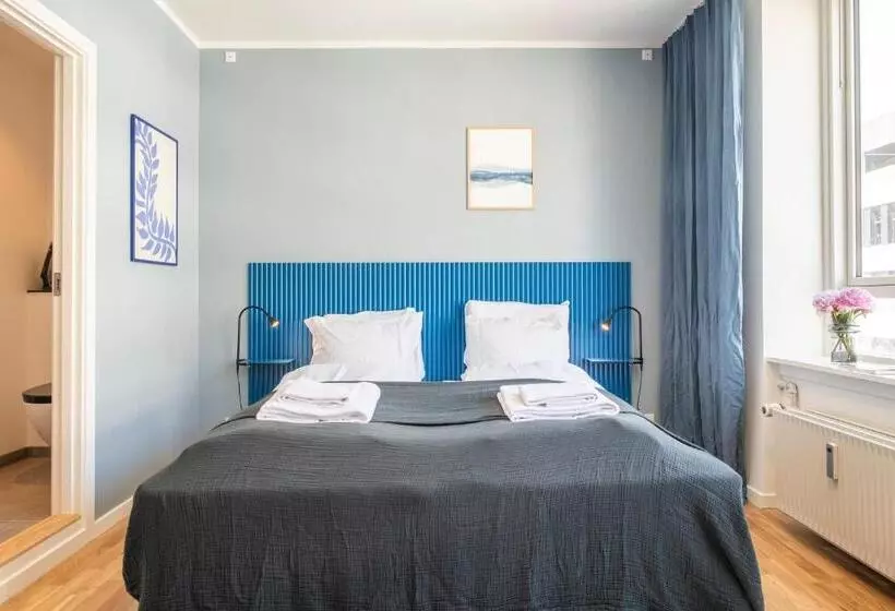 The Lakes Apartments By Daniel&jacob S