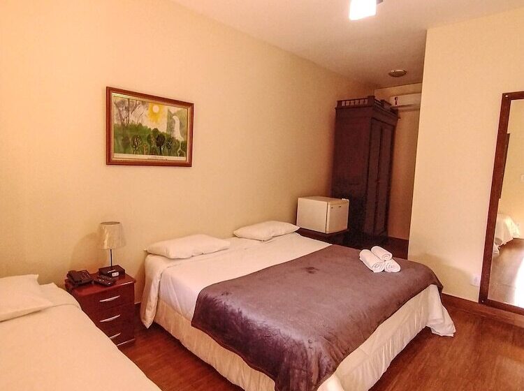 여관 Pousada E Restaurante Arara Ltda