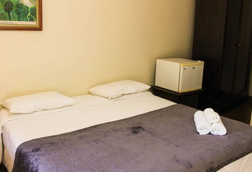 여관 Pousada E Restaurante Arara Ltda