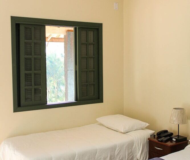 여관 Pousada E Restaurante Arara Ltda