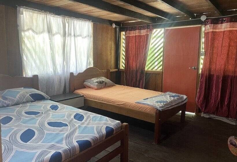 Отель Cabanas Takana