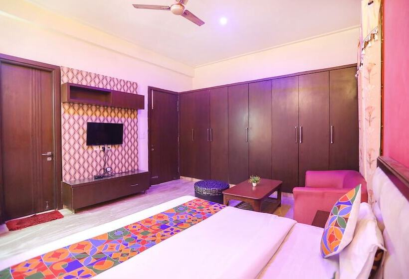 Отель Fabexpress Divine Inn