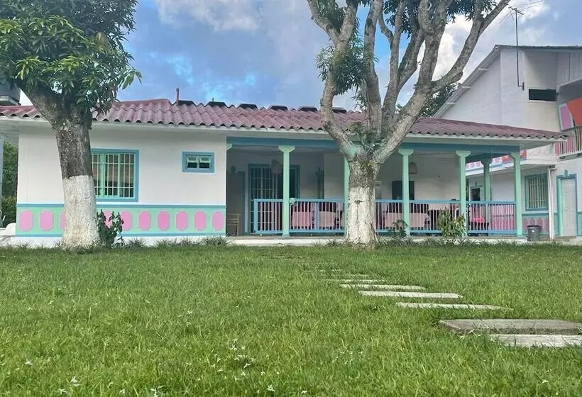 Hotelli La Posada Circa