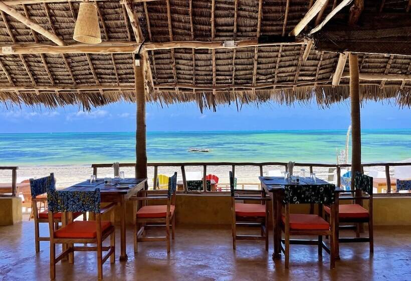 فندق Stonehouse Beach Jambiani