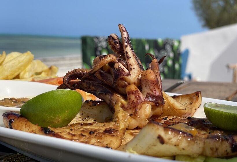 فندق Stonehouse Beach Jambiani