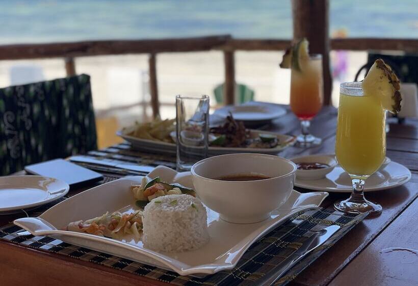 فندق Stonehouse Beach Jambiani