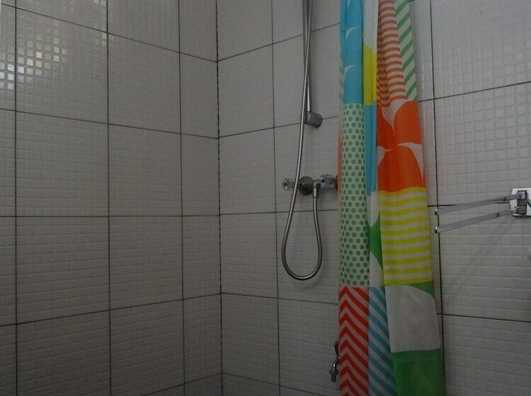 هتل Sutopia Holiday Resort