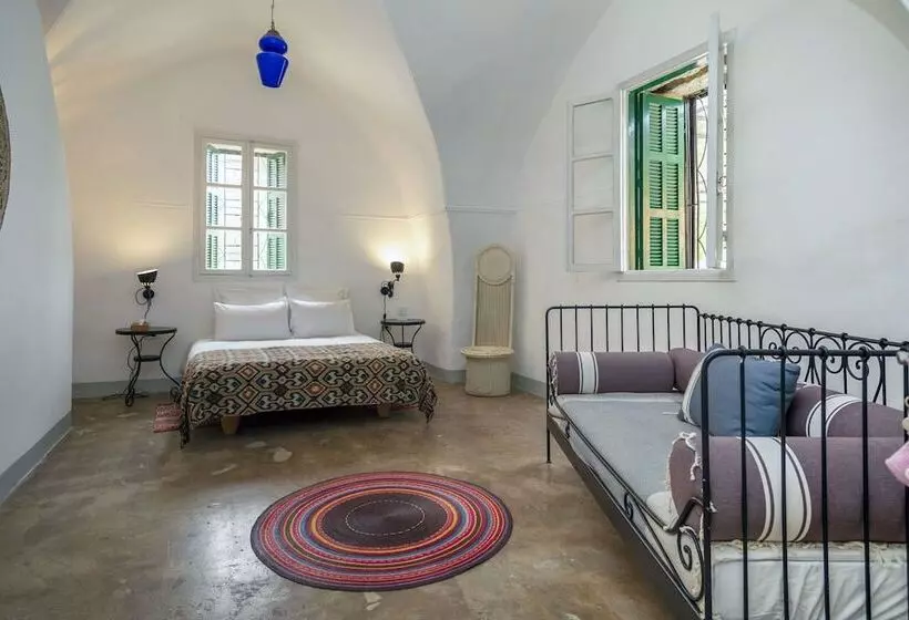 پانسیون Beit El Hana