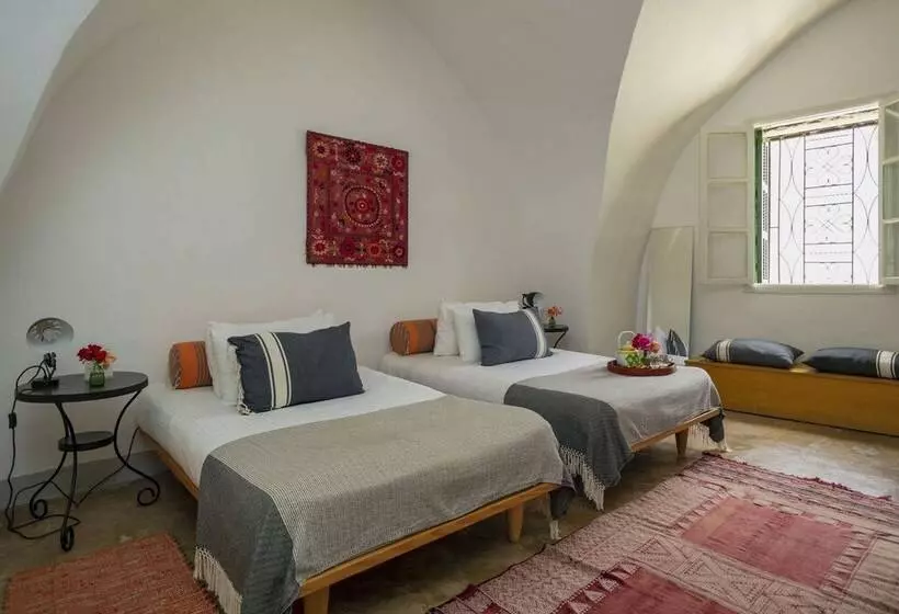 پانسیون Beit El Hana