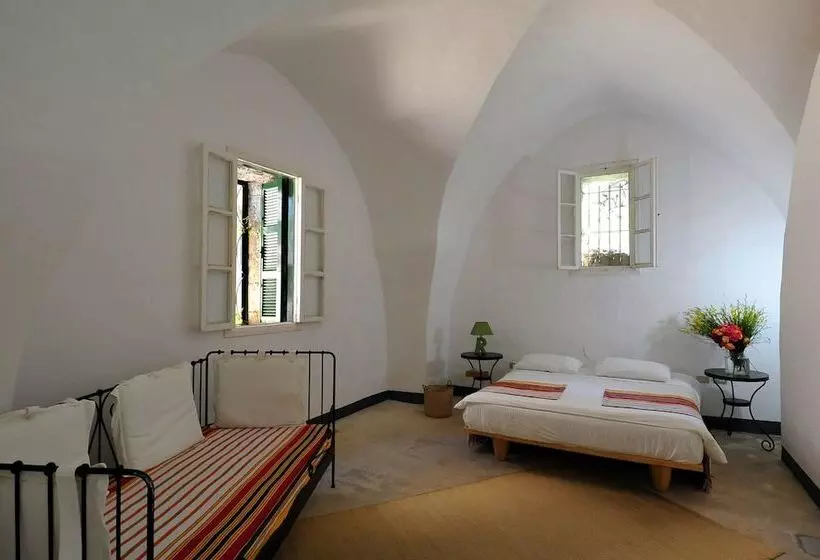 پانسیون Beit El Hana