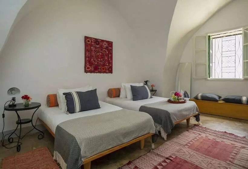 پانسیون Beit El Hana