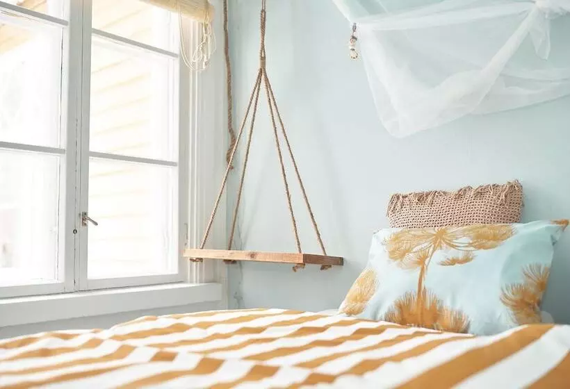 Majatalo Naissaaren Villa Valo