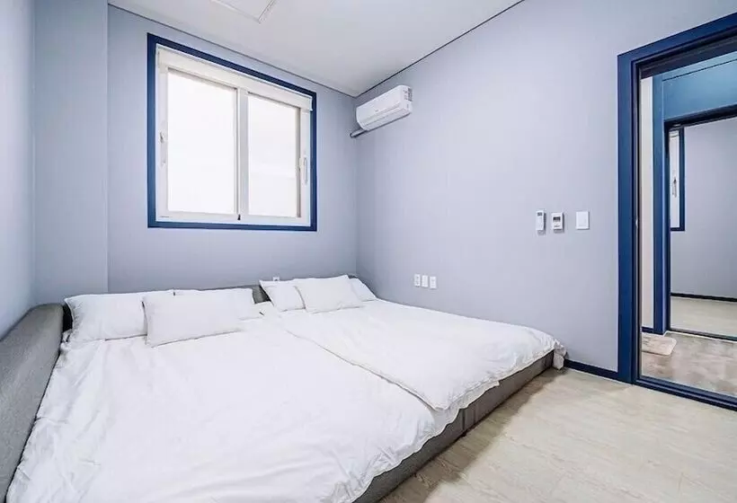 Majatalo U Kids Pool Villa