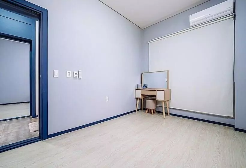 Majatalo U Kids Pool Villa