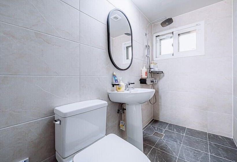 Пансион U Kids Pool Villa